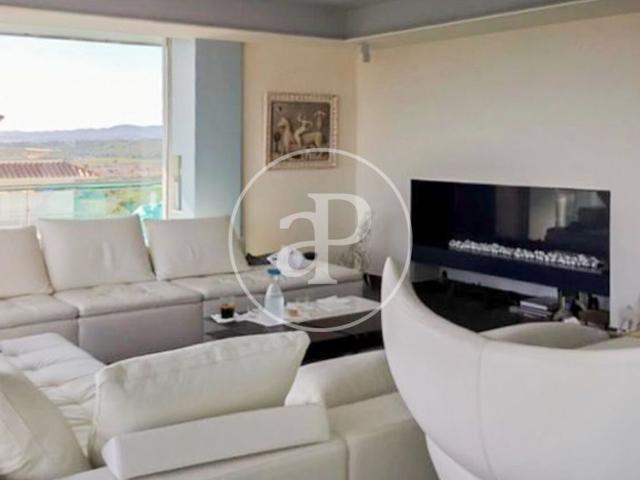 Piso de lujo de 151 m2 en venta en Sitges, España