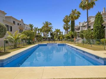 Plaza Juan Romero, Centro de Marbella, Camino de Camoján, Sierra Blanca, Urbanización Lomas de Puente Roman, Málaga, Andalucía, Andalucía