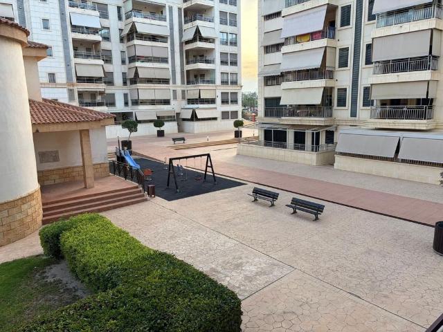 Piso de lujo de 178 m2 en venta en Elche, Comunidad Valenciana