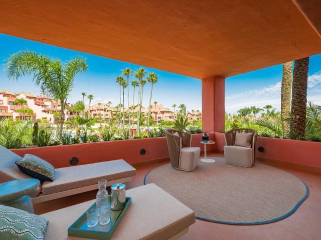 Piso de lujo de 197 m2 en venta en Estepona, Andalucía
