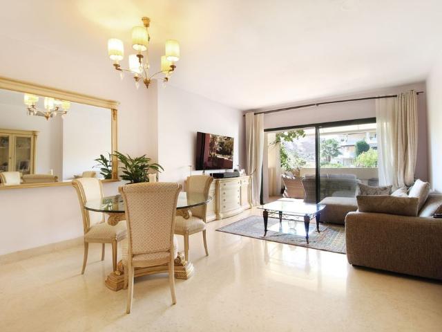 Piso de lujo de 199 m2 en venta en Benahavís, España