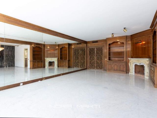 Piso de lujo de 191 m2 en alquiler en Barcelona, Cataluña