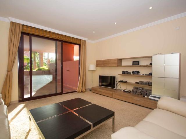 Piso de lujo de 200 m2 en venta en New Golden Mile, España