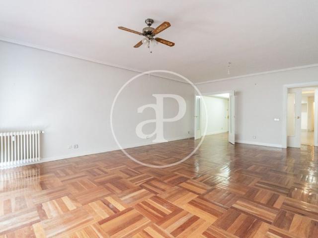Piso de lujo de 214 m2 en venta en Madrid, España