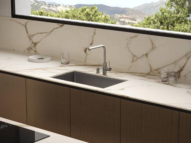 Piso de lujo de 216 m2 en venta en Marbella, Andalucía