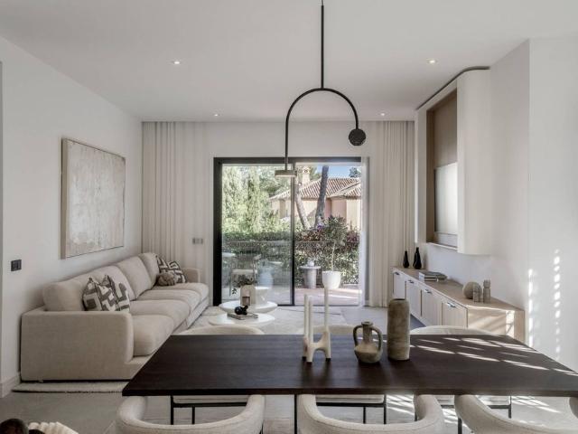 Piso de lujo de 227 m2 en venta en Marbella, Andalucía