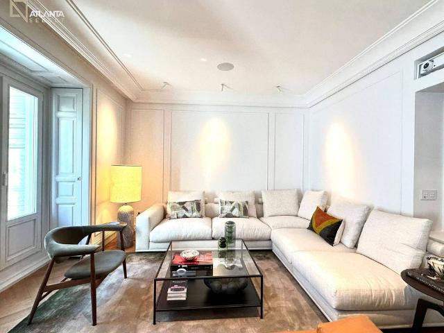 Piso de lujo de 220 m2 en venta en Madrid, España
