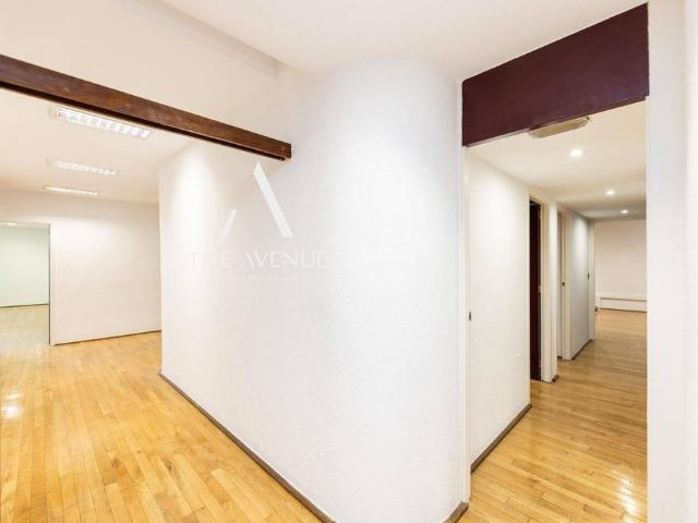 Piso de lujo de 236 m2 en venta en Madrid, España