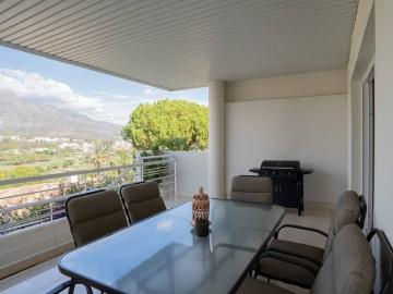 Piso de lujo de 237 m2 en alquiler en Nueva Andalucia, Andalucía