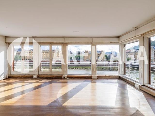 Piso de lujo de 238 m2 en venta en San Sebastián, España