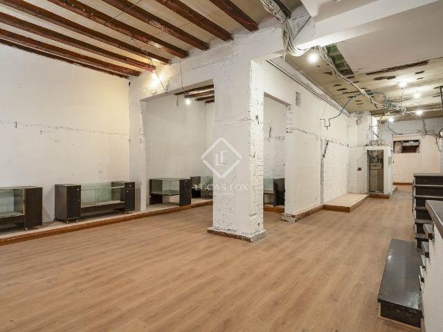 Piso de lujo de 242 m2 en venta en Ciutat Vella, Barcelona, Cataluña