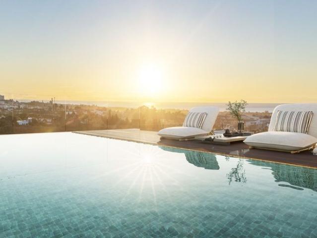 Piso de lujo de 243 m2 en venta en Benahavís, Andalucía