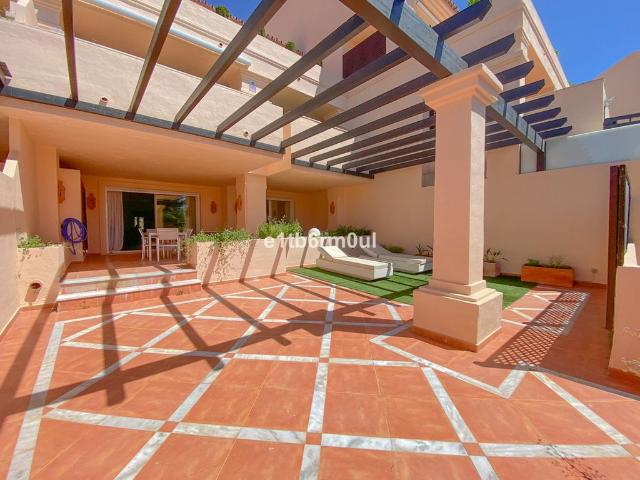 Piso de lujo de 256 m2 en venta en Nueva Andalucia, Andalucía