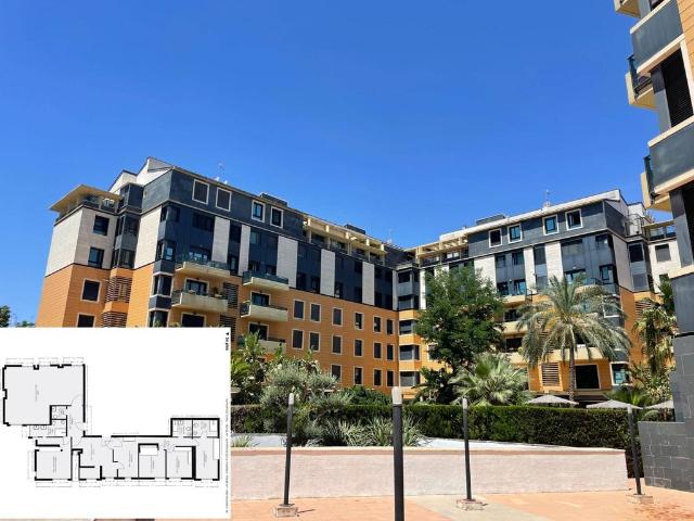Piso de lujo de 250 m2 en venta en Sevilla, España