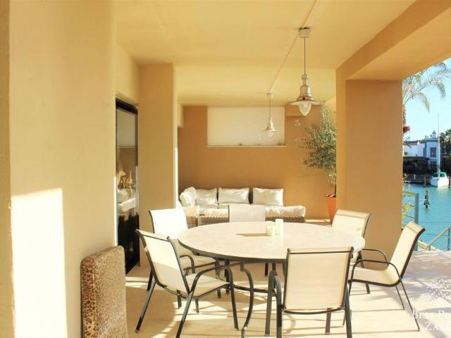 Piso de lujo de 266 m2 en venta en Sotogrande, Andalucía