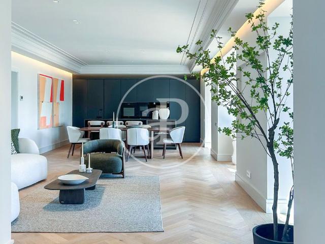 Piso de lujo de 279 m2 en venta en Barcelona, Cataluña