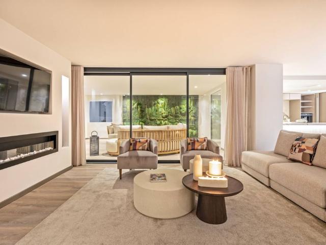 Piso de lujo de 296 m2 en venta en Puerto Banús, España