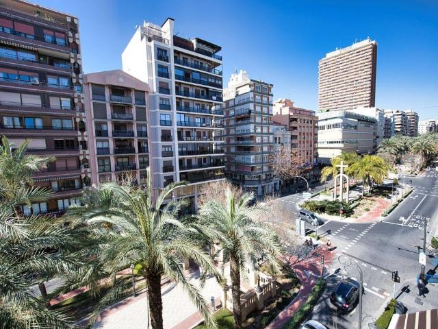 Piso de lujo de 300 m2 en venta en Alicante, Comunidad Valenciana