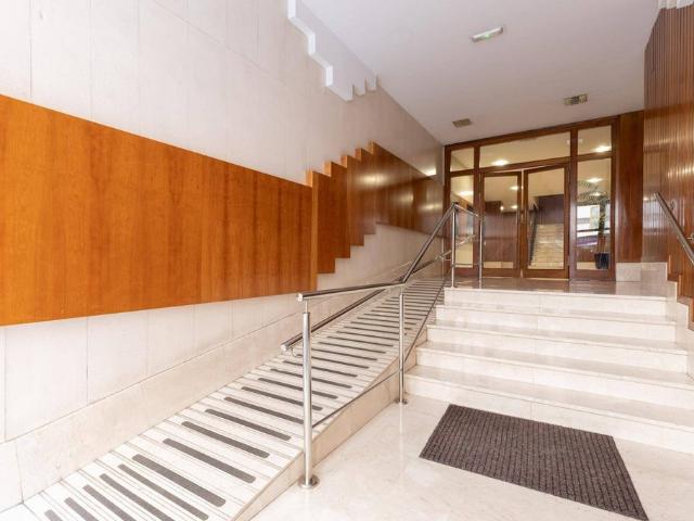 Piso de lujo de 327 m2 en venta en Granada, España
