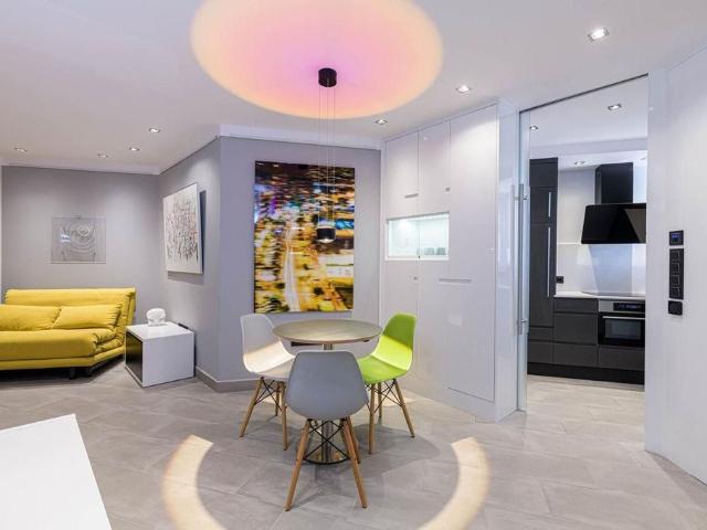 Piso de lujo de 46 m2 en venta en Fuengirola, Andalucía