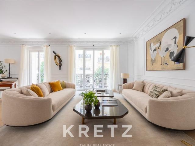 Piso de alto standing de 499 m2 en venta en Madrid, Comunidad de Madrid