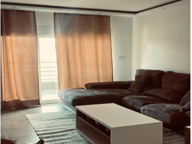 Piso de lujo de 4 habs hecho hoy a 3, 2 baños con terraza y vistas