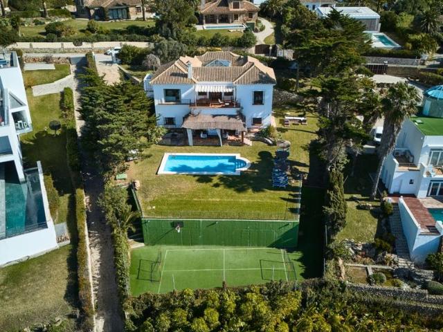 Exclusiva Villa / Chalet de 520 m2 en alquiler en Zahara de los Atunes, Andalucía