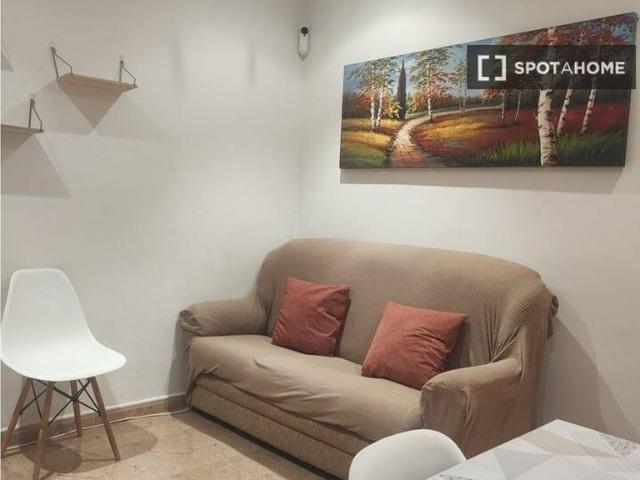 Piso de lujo de 58 m2 en alquiler en Hospitalet de Llobregat, España
