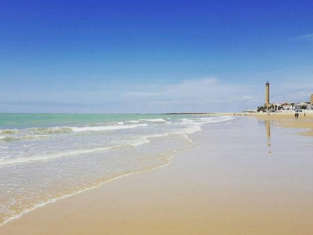Piso de lujo de 64 m2 en alquiler en Chipiona, Andalucía