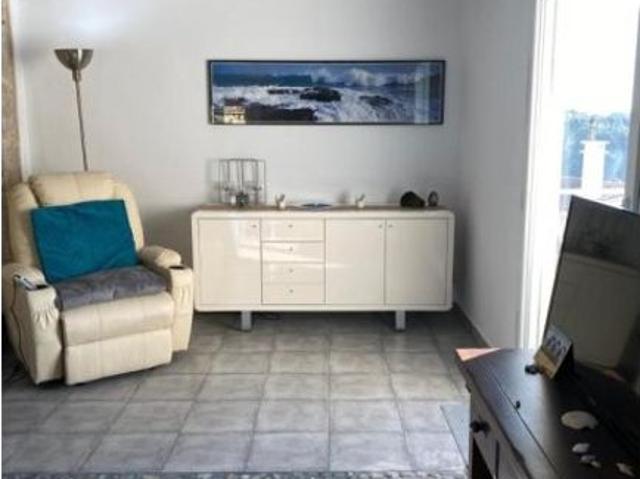 Piso de lujo de 69 m2 en alquiler en Oia, España