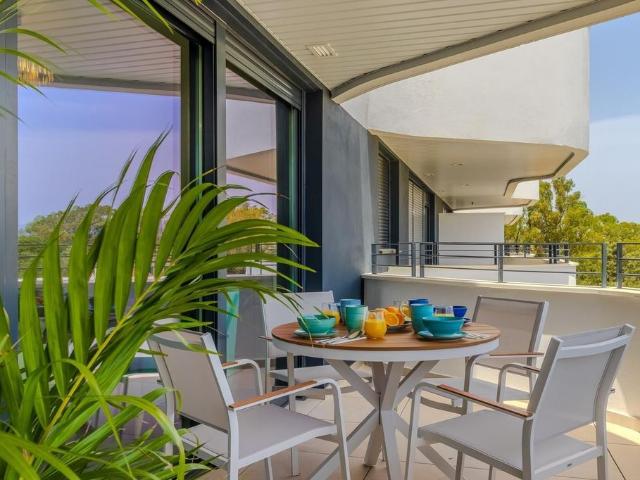 Piso de lujo de 70 m2 en venta en Torremolinos, Andalucía