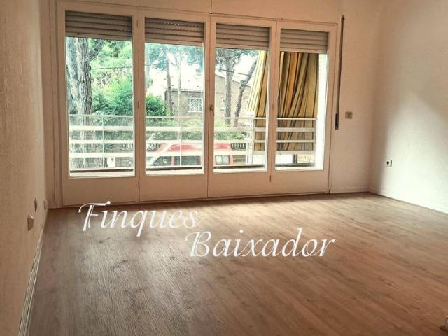 Piso de lujo de 72 m2 en venta en Castelldefels, Cataluña