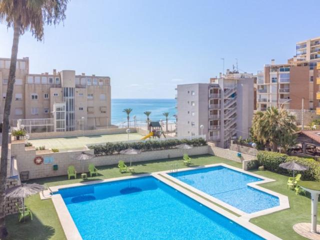 Piso de lujo de 74 m2 en venta en Campello, Comunidad Valenciana