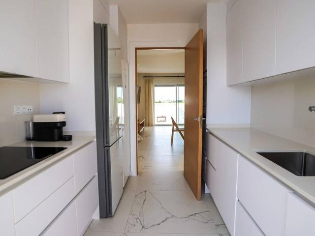 Piso de lujo de 75 m2 en alquiler en Estepona, Andalucía
