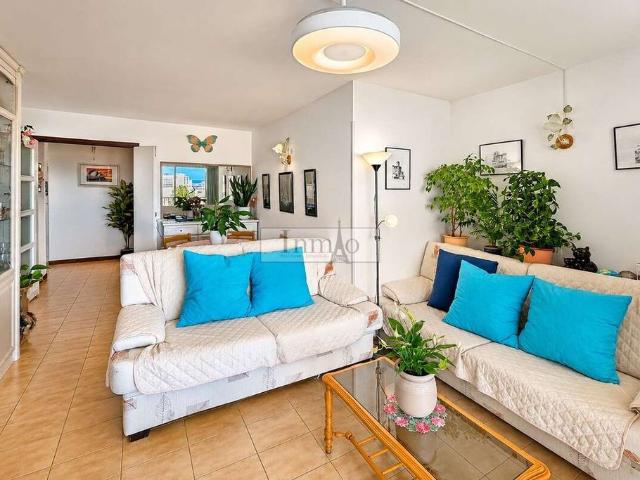 Piso de lujo de 79 m2 en Avenida Arquitecto Gomez, Playa de las Américas, Santa Cruz de Tenerife, Canarias