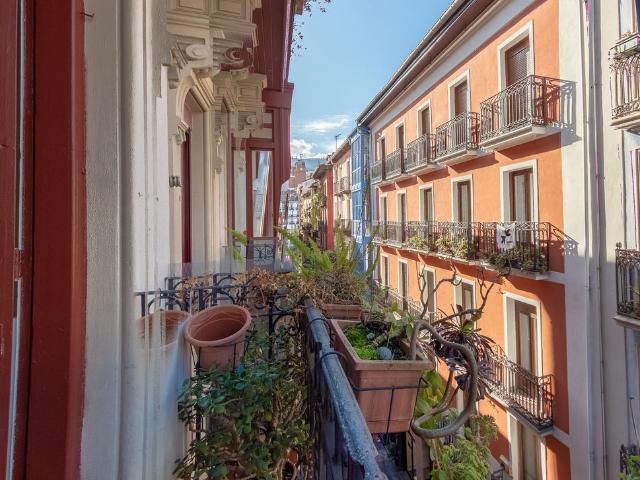 Piso de lujo de 82 m2 en venta en Casco Viejo 20, Casco Viejo, Bilbao, País Vasco