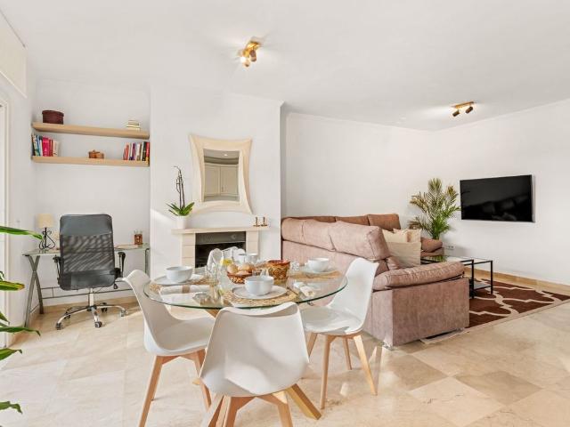 Piso de lujo de 90 m2 en alquiler en Nueva Andalucia, España