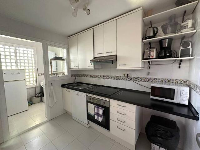 Piso de lujo de 90 m2 en venta en Estepona, Andalucía