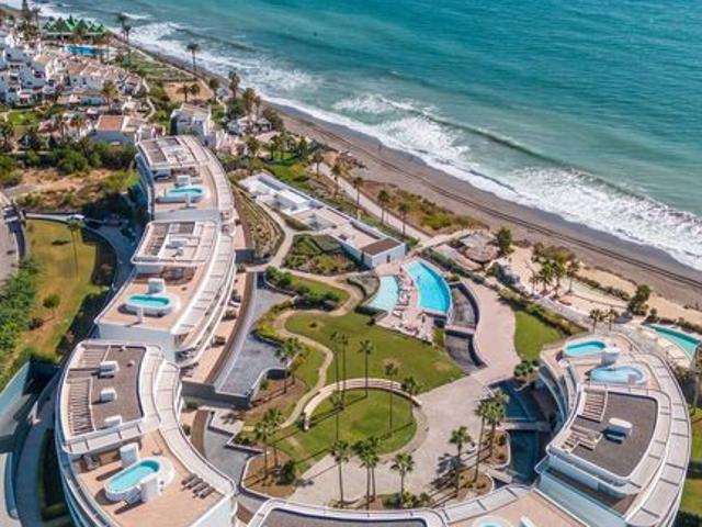 Piso de lujo de 90 m2 en venta en Estepona, España