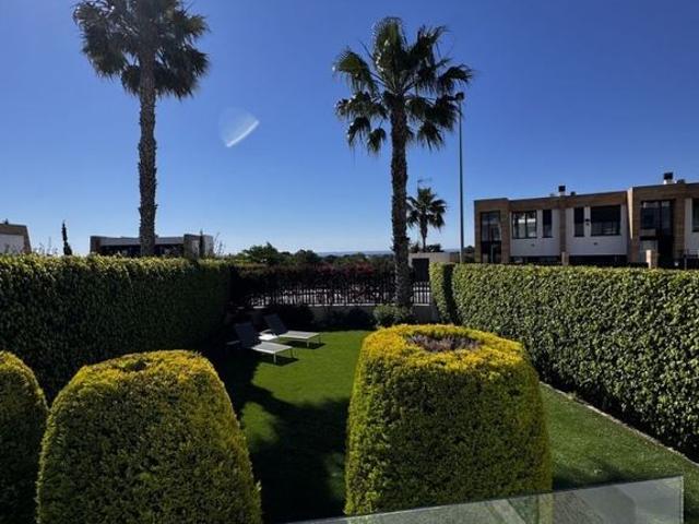 Piso de lujo de 93 m2 en venta en Playas de Orihuela, Comunidad Valenciana
