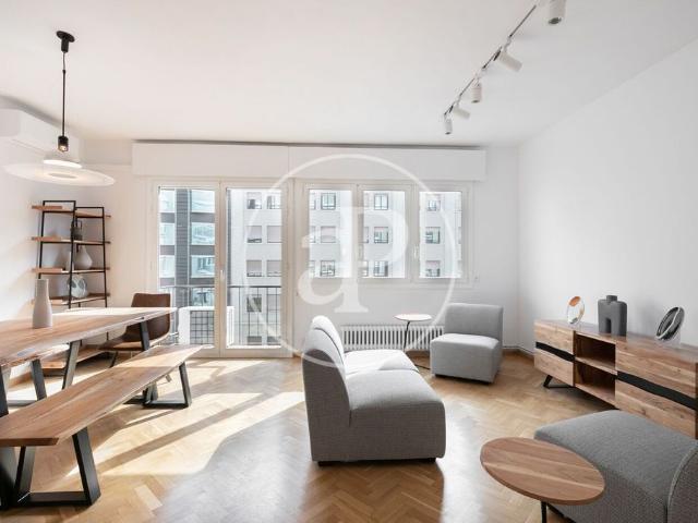 Piso de alto standing de 136 m2 en alquiler en Barcelona, España
