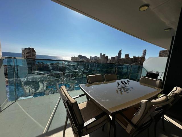 Piso de lujo de 105 m2 en alquiler en Benidorm, Comunidad Valenciana