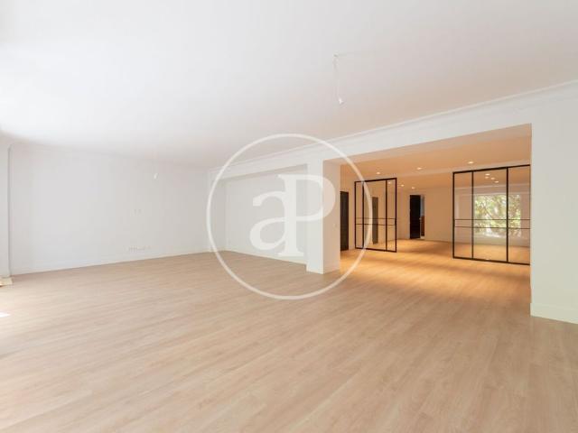 Piso de lujo en alquiler en Madrid, España
