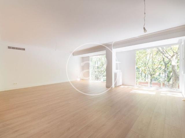 Piso de lujo en alquiler en Madrid, España