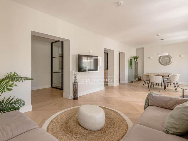 Piso de lujo de 250 m2 en alquiler en Madrid, España