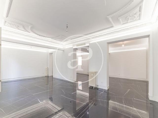 Piso de lujo en alquiler en Madrid, España
