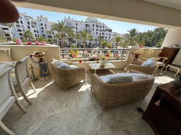 Piso de lujo en alquiler en Puerto Banús, España