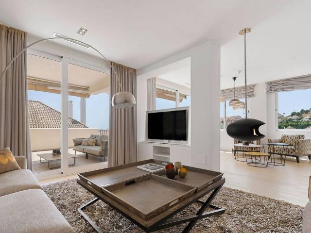 Piso de lujo en venta en Aloha, Nueva Andalucia, Andalucía