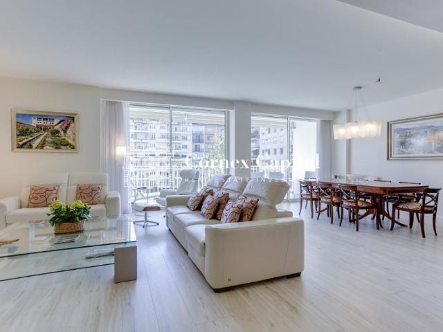 Piso de lujo en venta en Barcelona, España