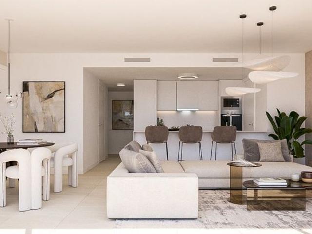 Piso de lujo en venta en Estepona, España
